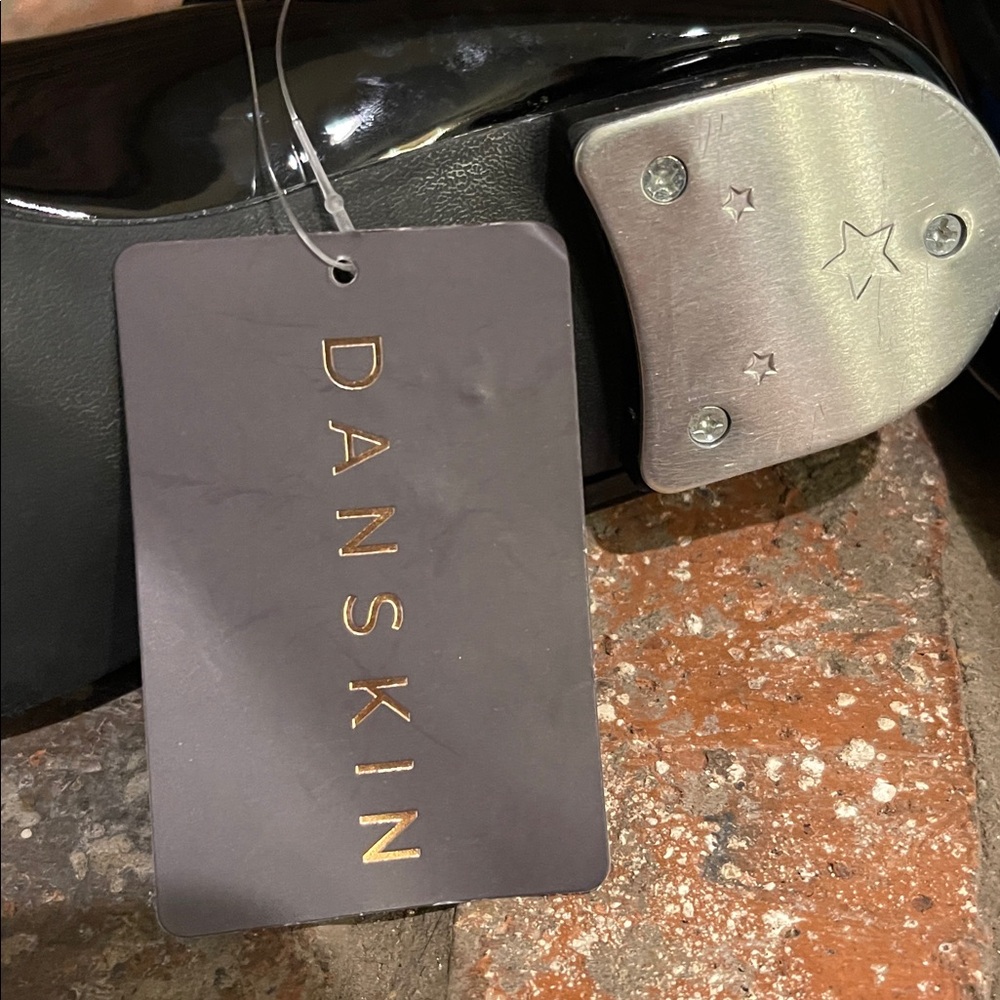 Danskin Glossy Black Dance Tap Shoes Sz 1 - Picture 9 of 9